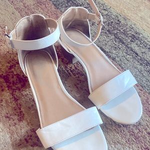 white heeled sandals/ wonder nation/